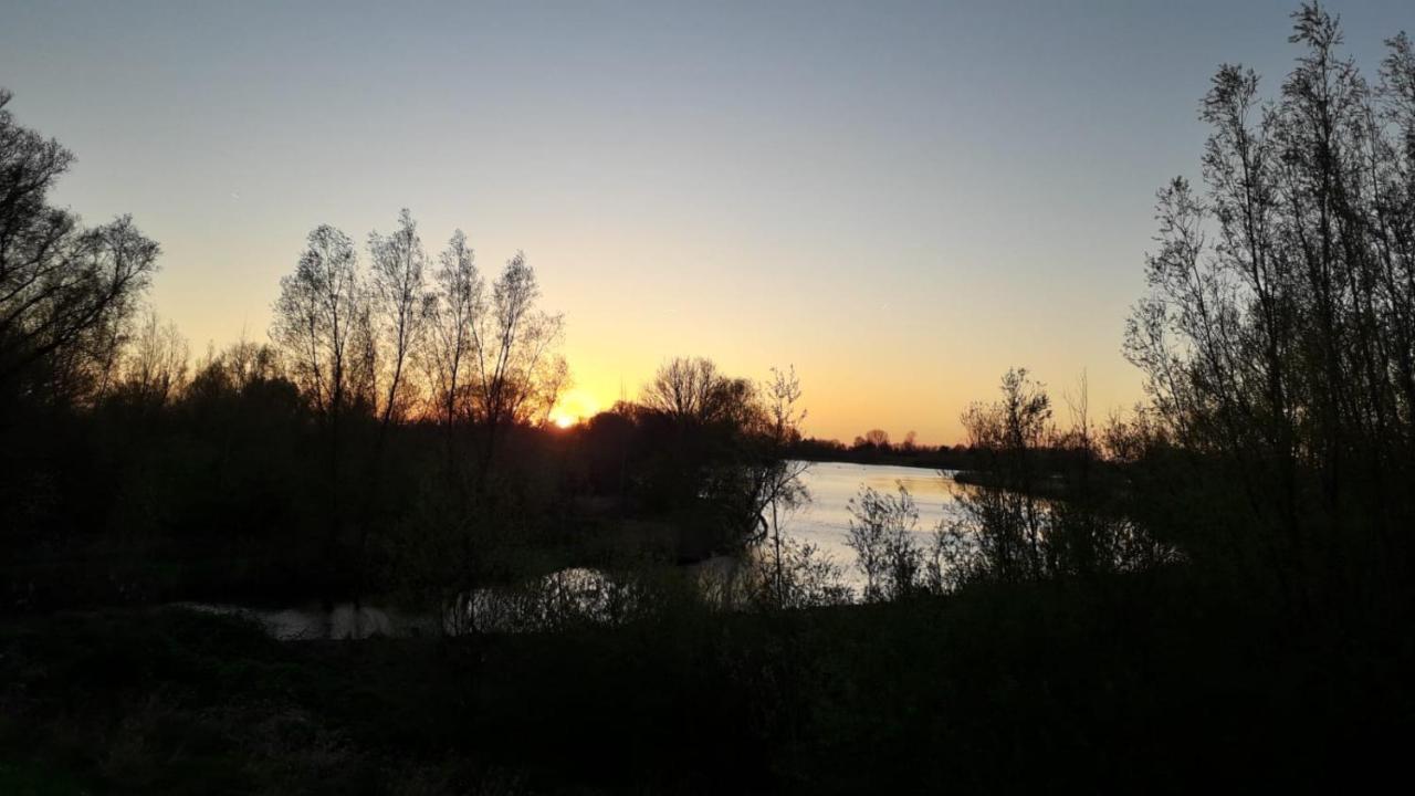 Bij Ons Op Vogelswerf Heukelum Exterior foto